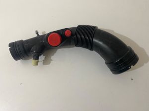 Hava Filtre Borusu Linea 1.4 Tjet