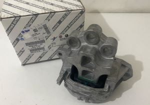 Motor Takozu Egea 14  Sağ Üst