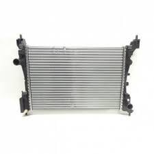Su Radyatörü Grande Punto Fiorino 1.4 8v (Klimalı)