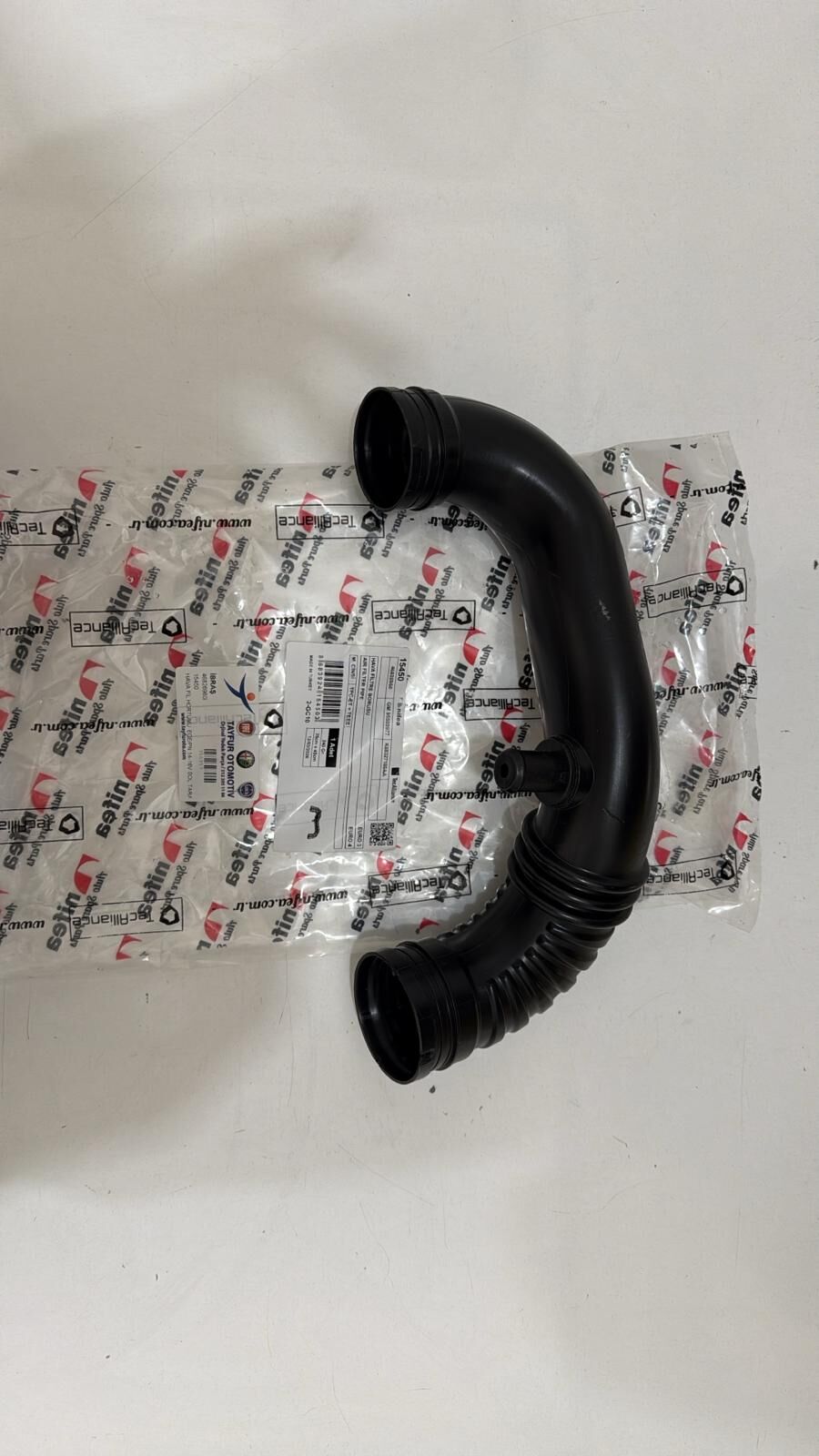 Hava Filtre Hortumu Ege Punto 1.4-16V Sol Taraf