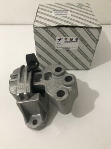 Sağ Motor Takozu | 500X Renegade 1.4 16v