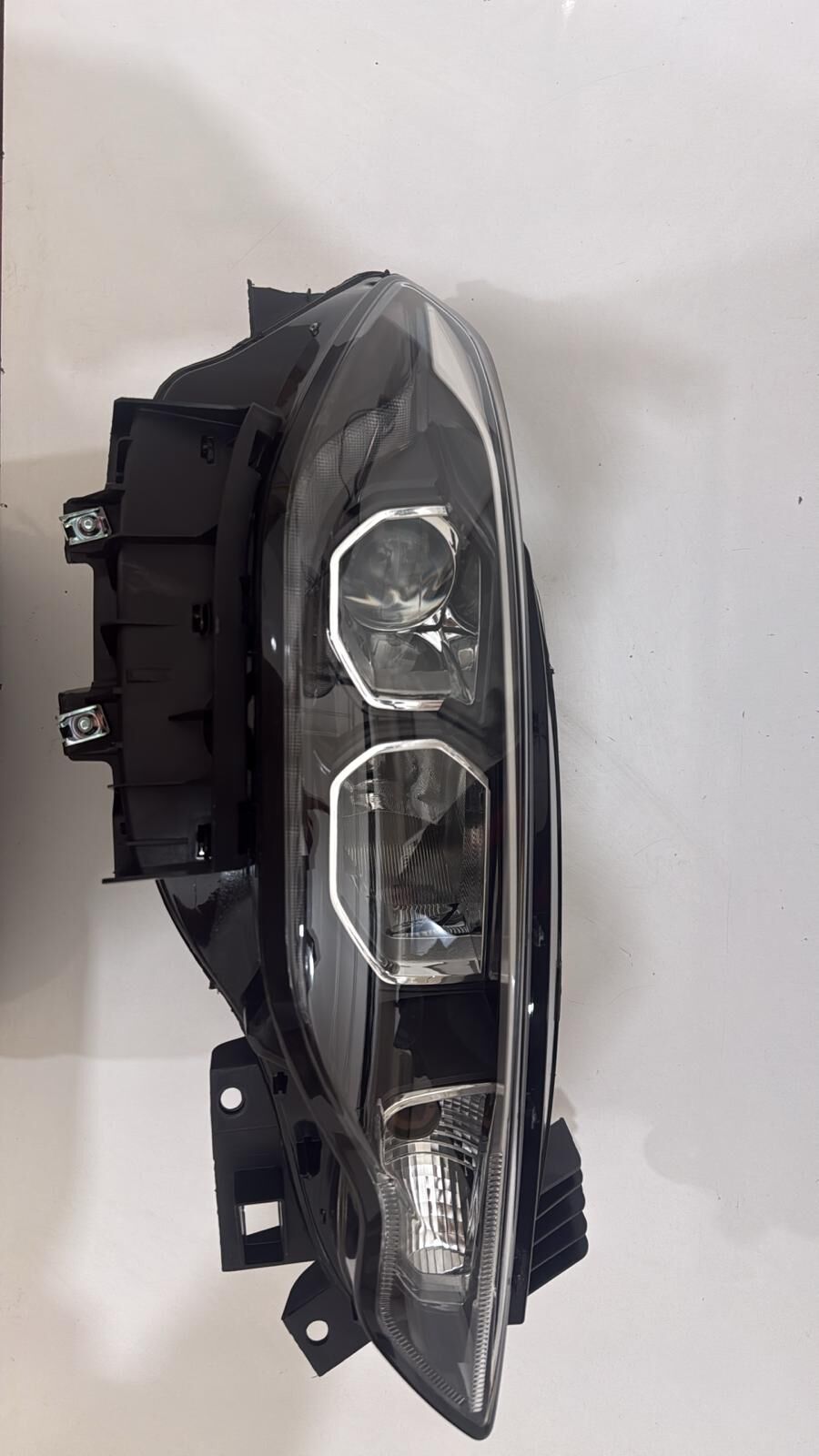 Far Sağ Egea Ledli Yeni Model